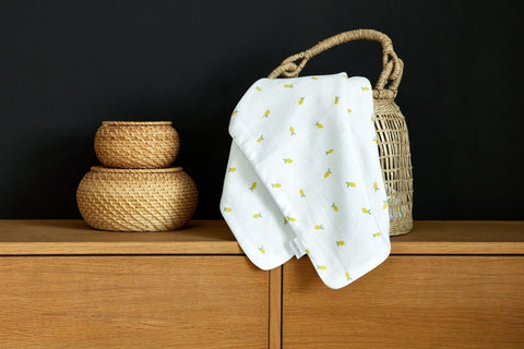 Babydecke Musselin Gelbe Zitronen Lifestyle